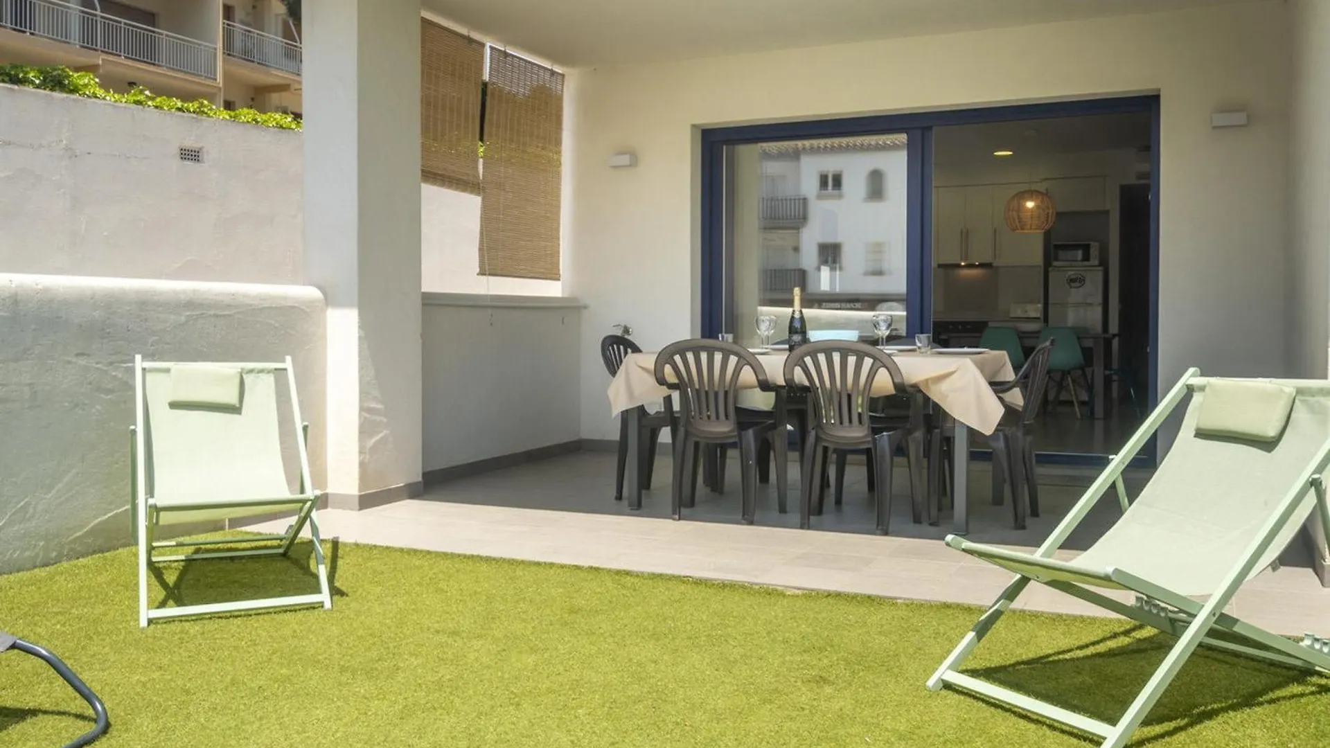 Apartamento Con Piscina Y Parking A 100M De La Playa De Riells, 3 Habitaciones - Es-325-1 Torroella De Montgri Spain