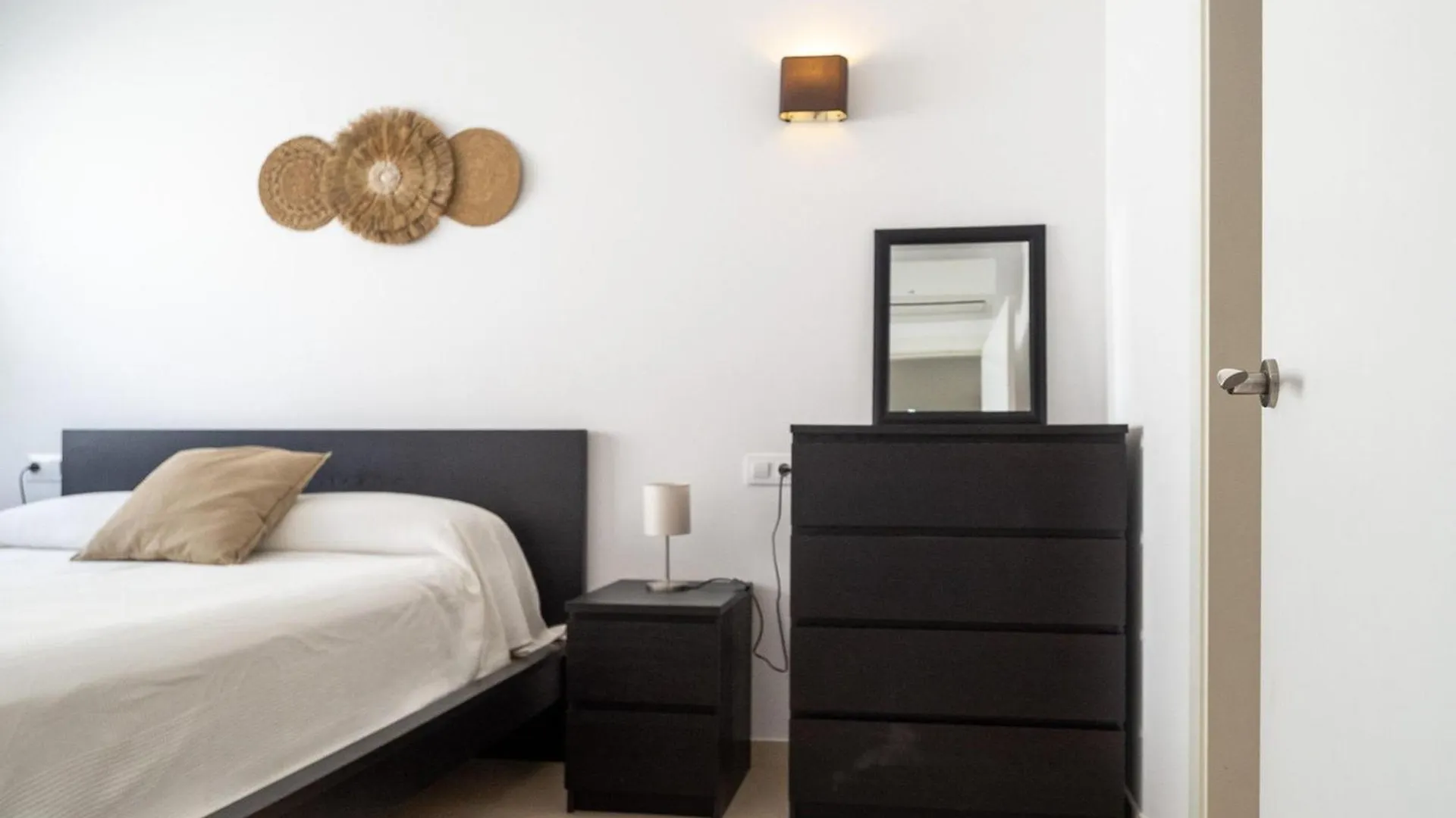 アパート Apartamento Con Piscina Y Parking A 100M De La Playa De Riells, 3 Habitaciones - Es-325-1 トレリャ・デ・モングリ