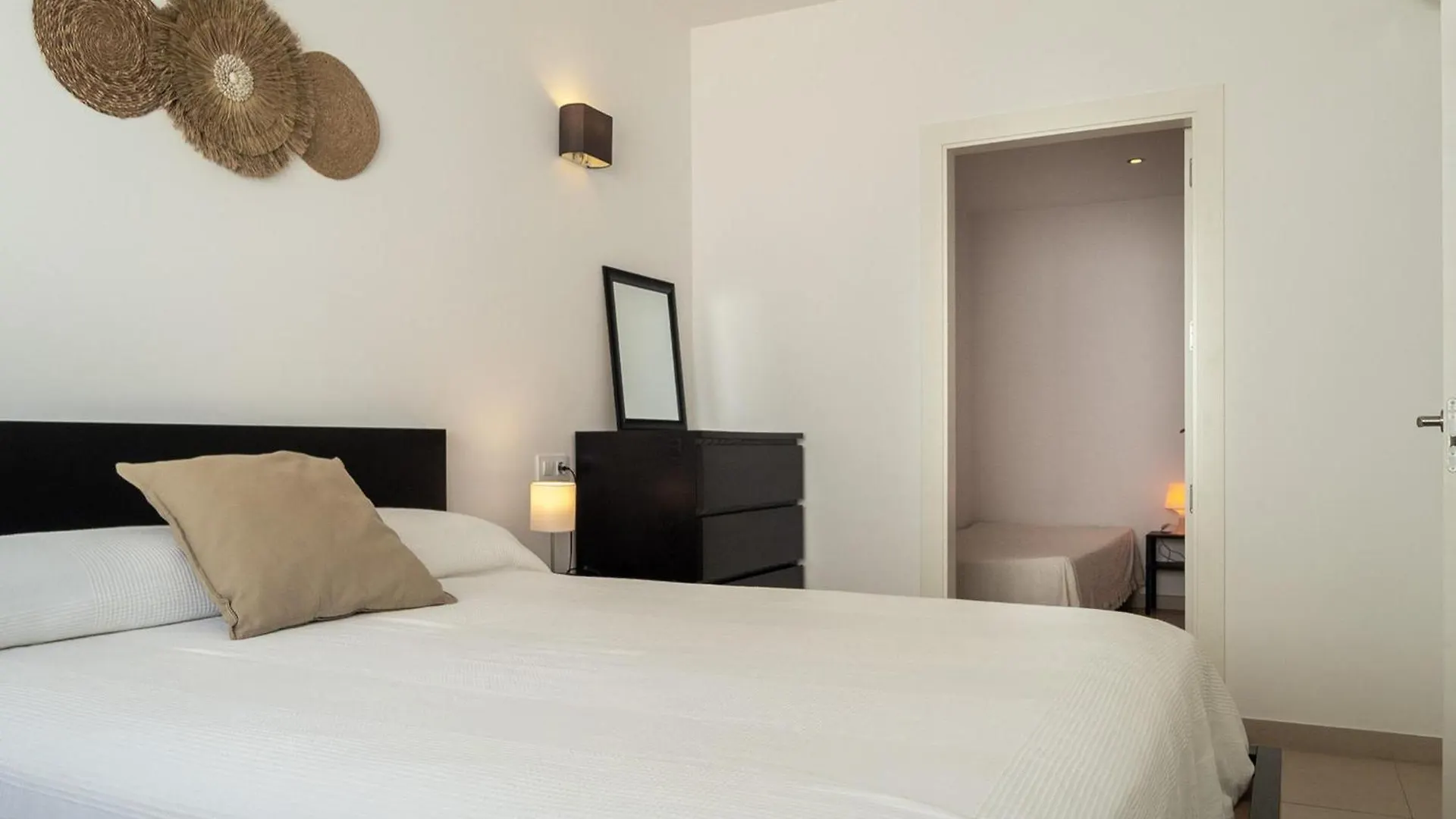 Apartamento Con Piscina Y Parking A 100M De La Playa De Riells, 3 Habitaciones - Es-325-1 トレリャ・デ・モングリ